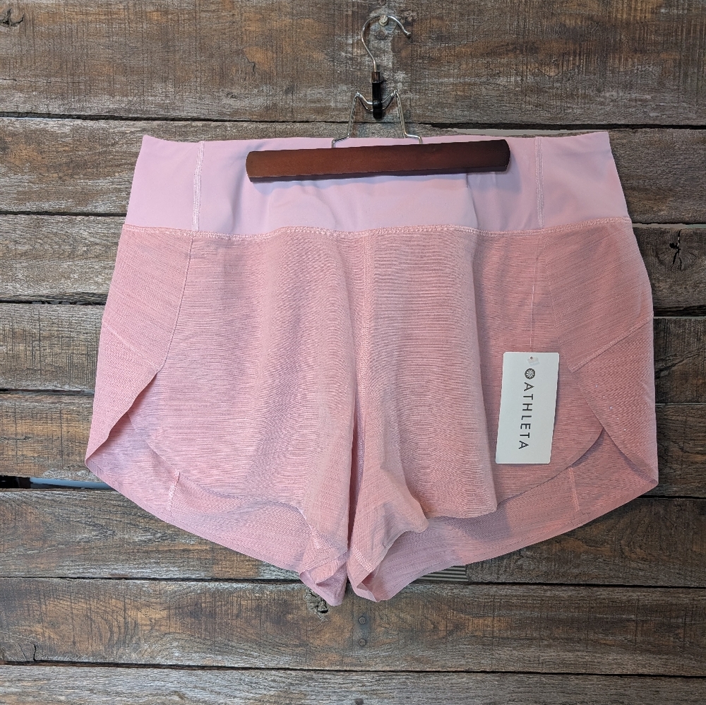NWT Athleta Run With It Textured 3.5" Shorts